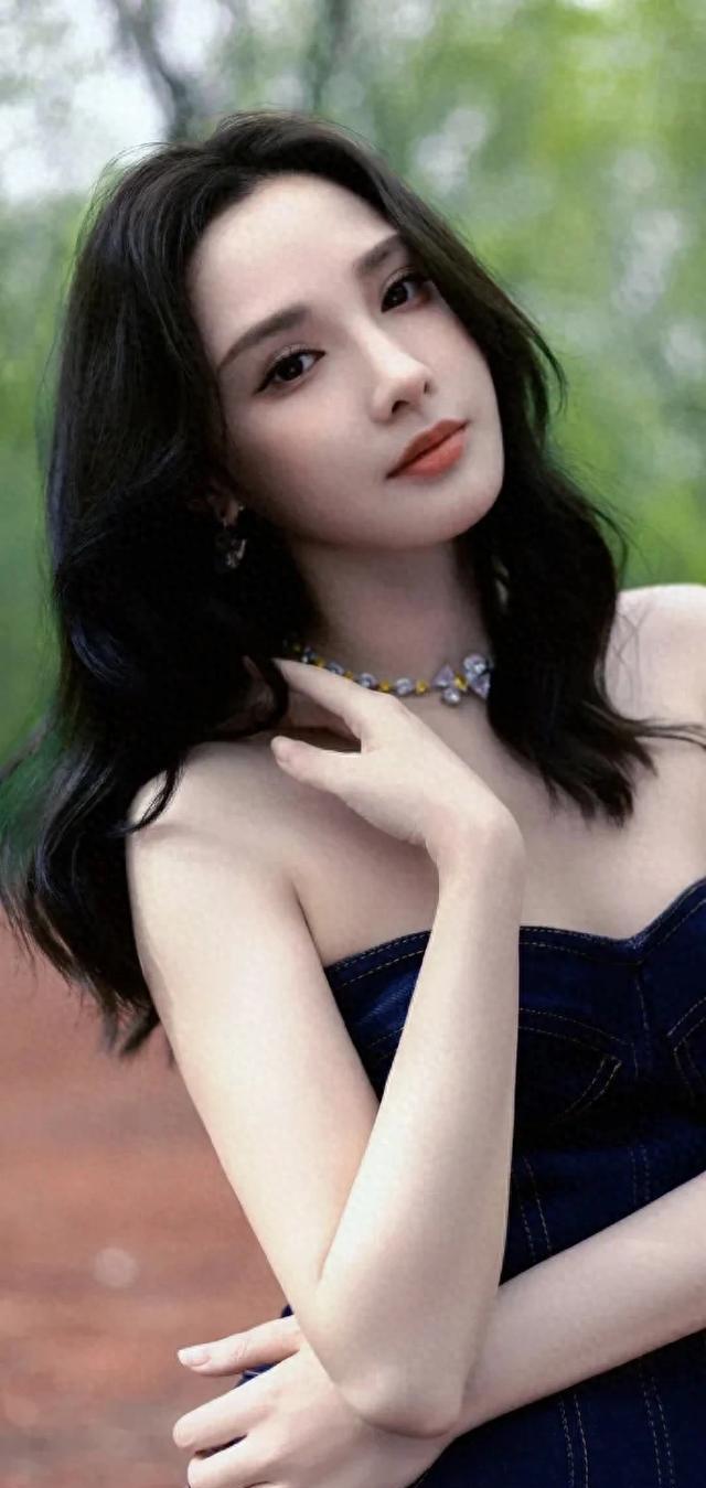 女明星合成 网红因合成与女星接吻视频被打，又该醒悟些什么？_明星_法律_眼球