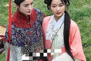 余茵娜扎同框引热议：网红与演员差距有多大？