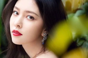 宋妍霏获水果台力捧，杨紫Baby时尚资源争夺战